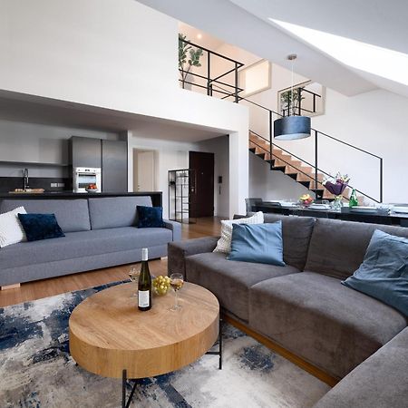פראג Two-Level Apart With A Terrace Near The Vltava River מראה חיצוני תמונה